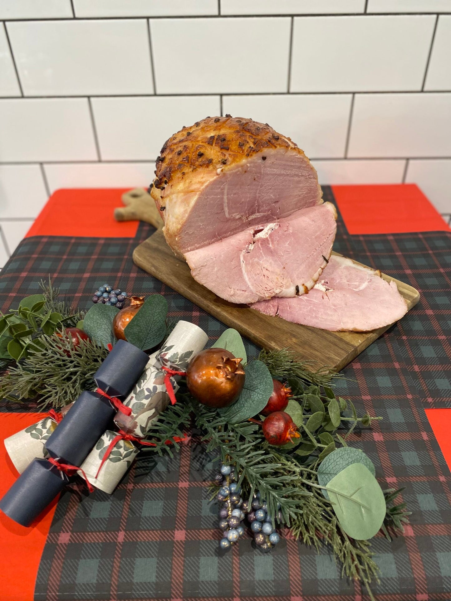 xmas-Dry Cured Honey Glazed Ham Joint (cooked)